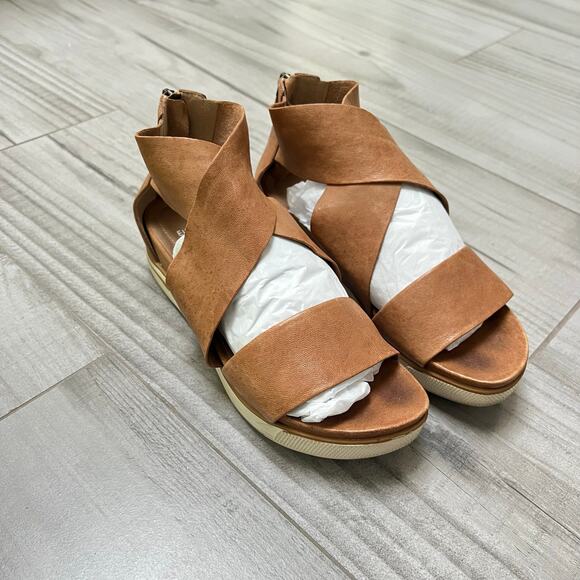 Eileen Fisher Sport Tumbled Nubuck Sneaker Sandal Comfort Walking Tan 8.5 - Picture 2 of 4
